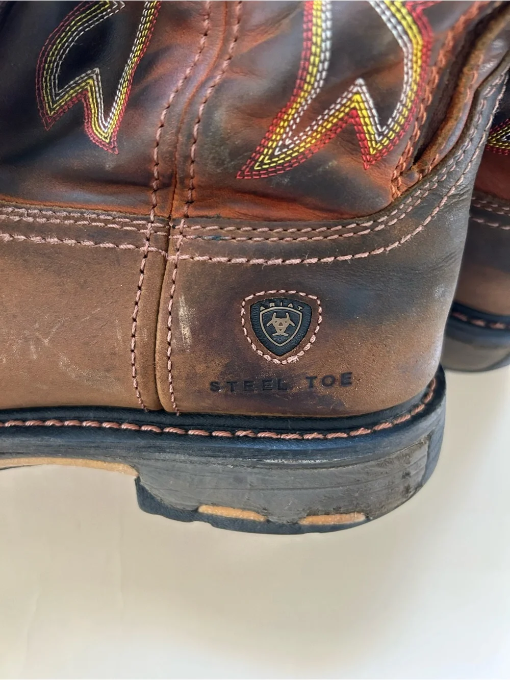 Ariat Brown Leather Western Boots with Dark Fabric Lining size 9.5